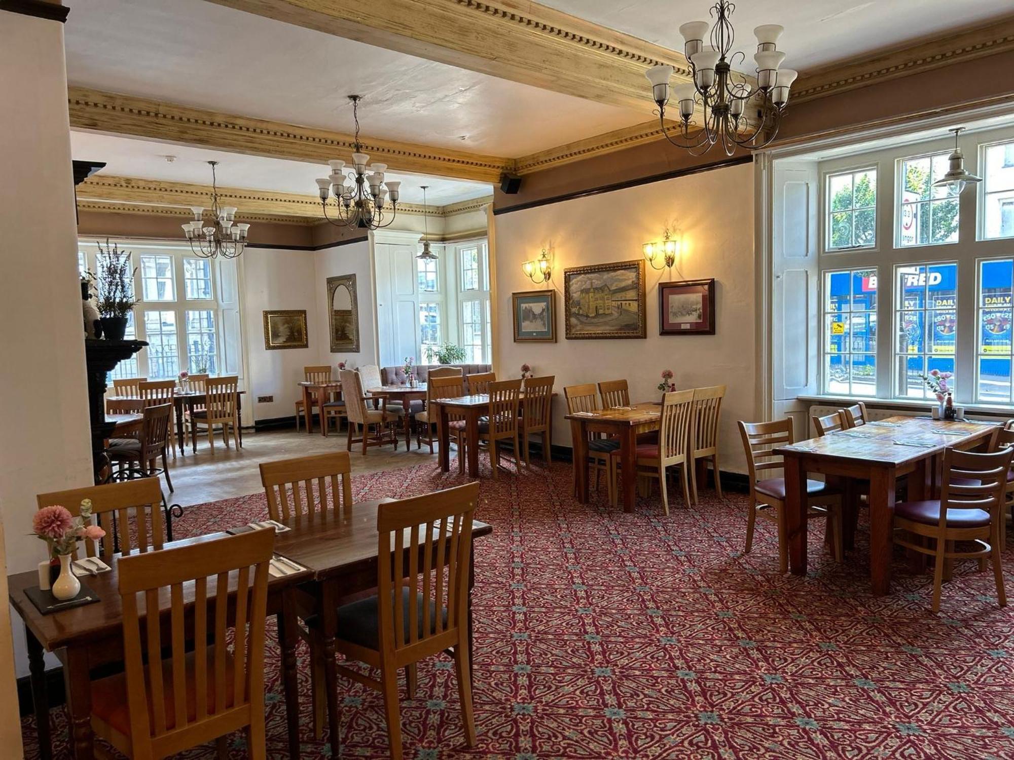 The Bull Hotel Llangefni Dış mekan fotoğraf
