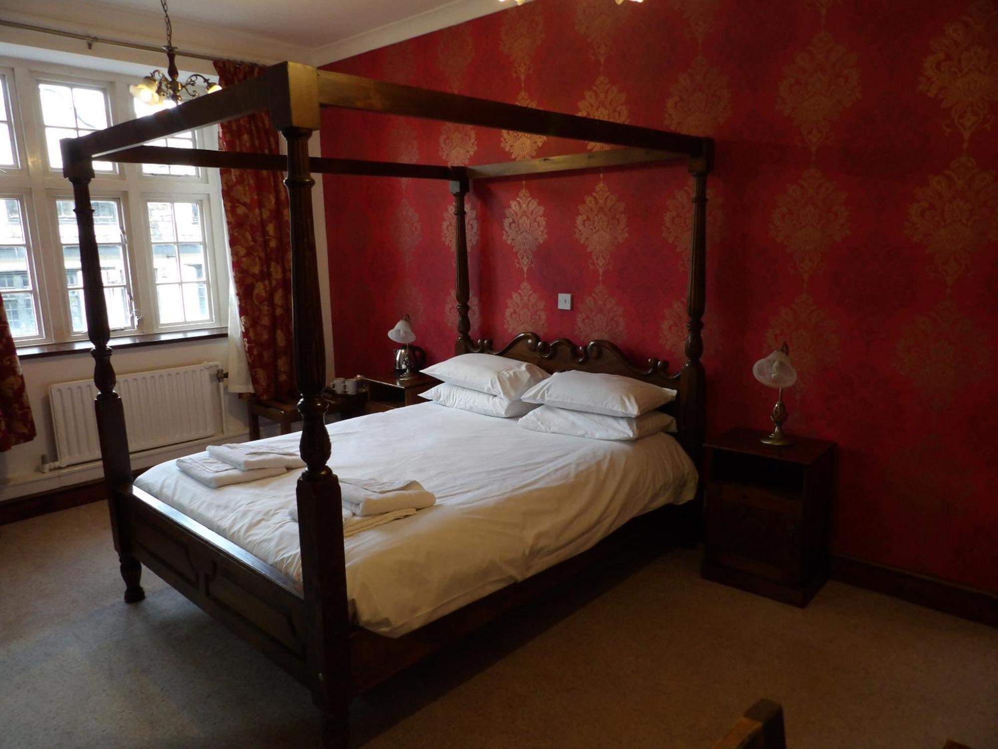 The Bull Hotel Llangefni Dış mekan fotoğraf